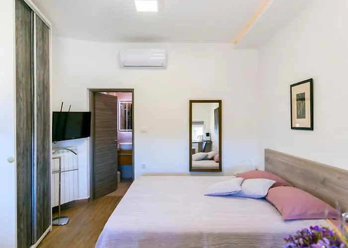 Elvira Gostinjska kuća Medulin